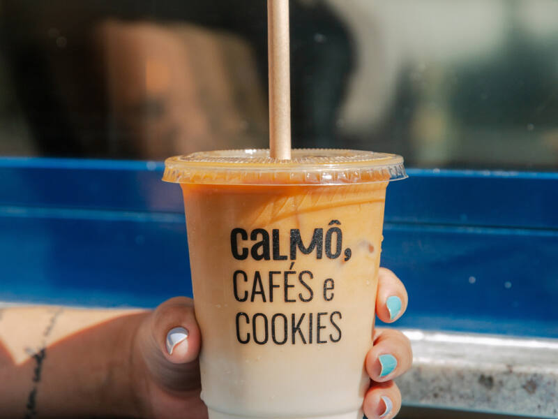 Calmô, cafés e cookies