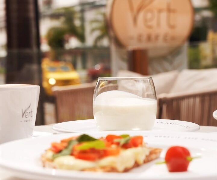 Vert Café